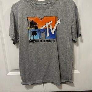 M TV t-shirt